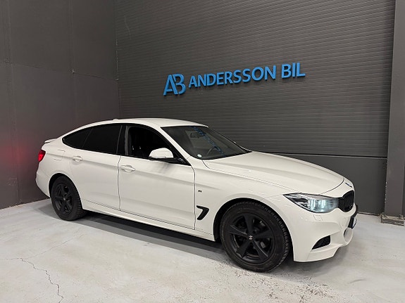 BMW 320d 4 of 5