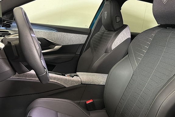 Peugeot 3008 5 of 5