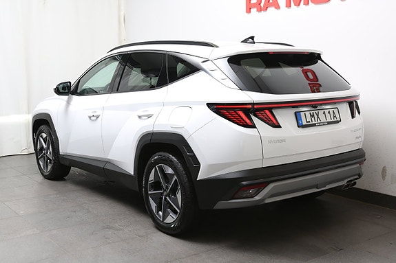 Hyundai Tucson 4 of 29
