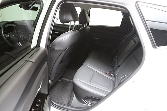 Hyundai Tucson 10 of 29