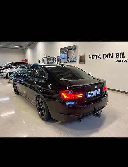 BMW 320d 3 of 9