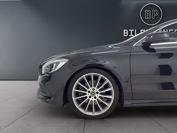 Mercedes-Benz CLA250 18 of 18