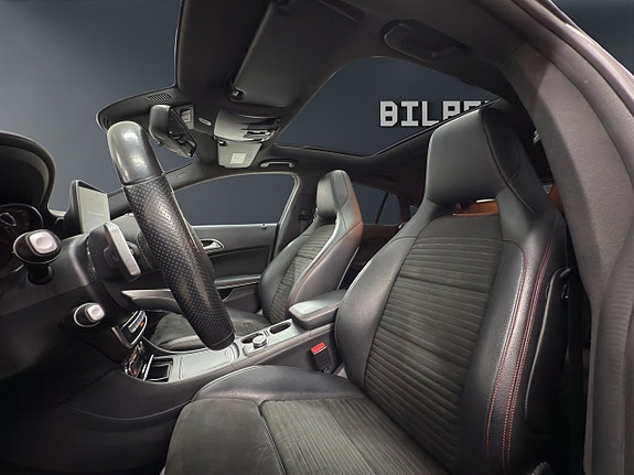 Mercedes-Benz CLA250 9 of 18