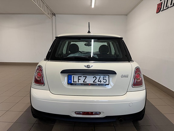 MINI One 5 of 11