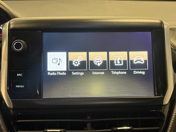 Peugeot 2008 17 of 27