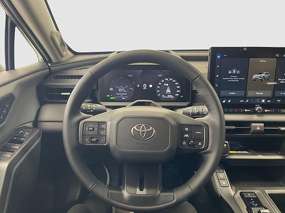 Toyota RAV4 20 of 26