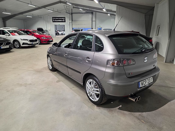 Seat Ibiza 5 of 5