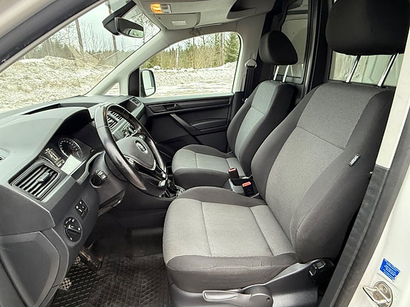 Volkswagen Caddy 13 of 19