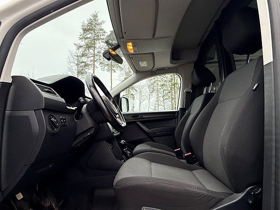 Volkswagen Caddy 18 of 19