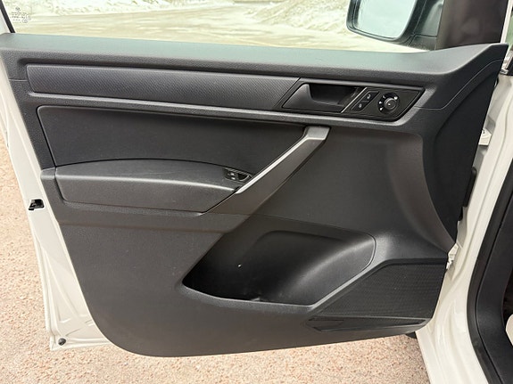 Volkswagen Caddy 15 of 19