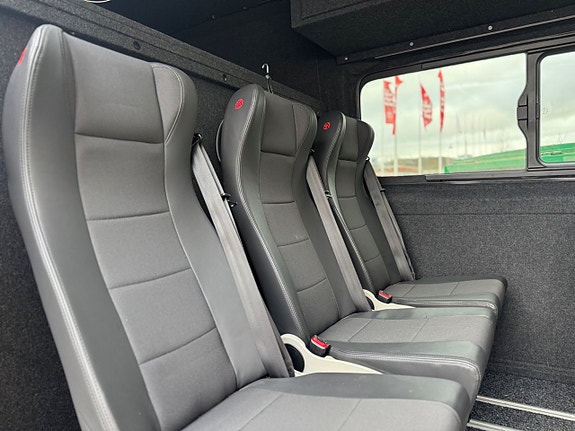 Volkswagen Crafter 35 9 of 26