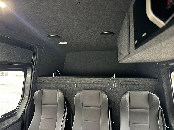 Volkswagen Crafter 35 22 of 26