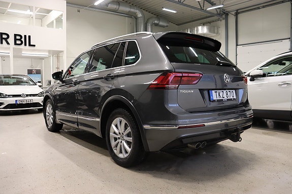 Volkswagen Tiguan 4 of 25