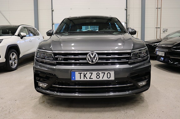 Volkswagen Tiguan 3 of 25