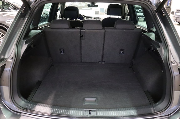 Volkswagen Tiguan 6 of 25