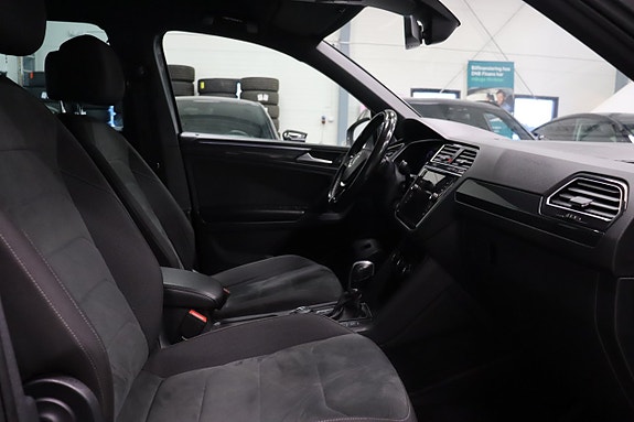 Volkswagen Tiguan 11 of 25
