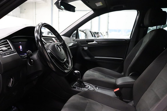 Volkswagen Tiguan 10 of 25