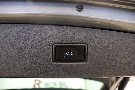 Volkswagen Tiguan 8 of 25