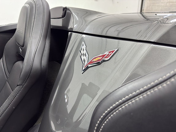 Chevrolet Corvette 15 of 17