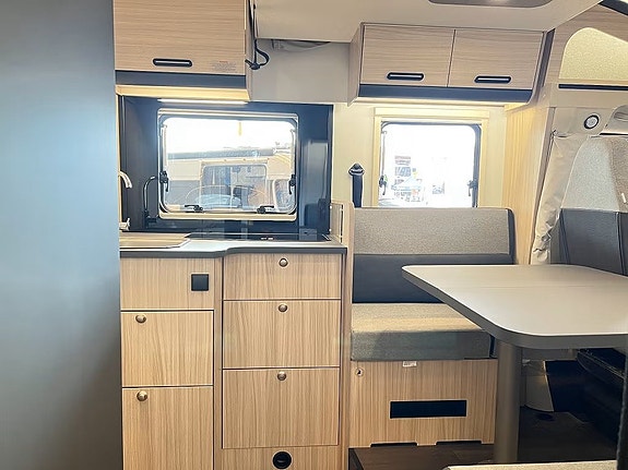 Sun Living S 72 DC / DEMOPRIS (Taksäng+Queenbed+TRUMA+3500kg) 10 of 30