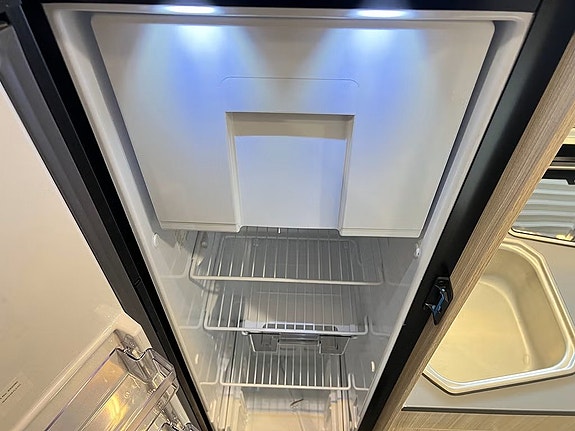 Sun Living S 72 DC / DEMOPRIS (Taksäng+Queenbed+TRUMA+3500kg) 17 of 30