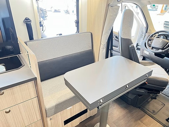 Sun Living S 72 DC / DEMOPRIS (Taksäng+Queenbed+TRUMA+3500kg) 25 of 30