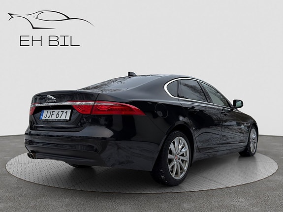 Jaguar XF 5 of 5
