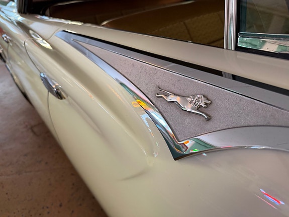 Chrysler New Yorker 5 of 5