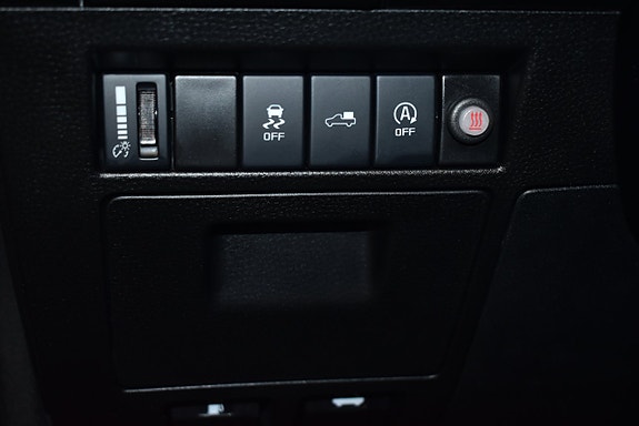 Isuzu D-max 10 of 14