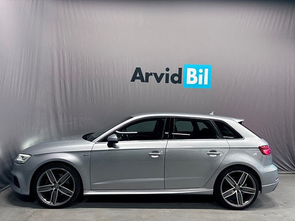 Audi A3 4 of 5