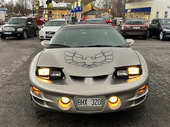 Pontiac Firebird 3 of 5