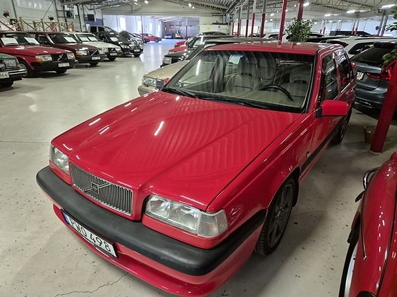 Volvo 850 3 of 5