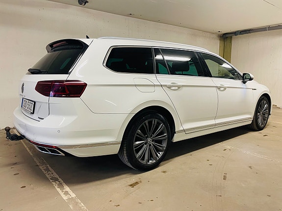 Volkswagen Passat 5 of 20