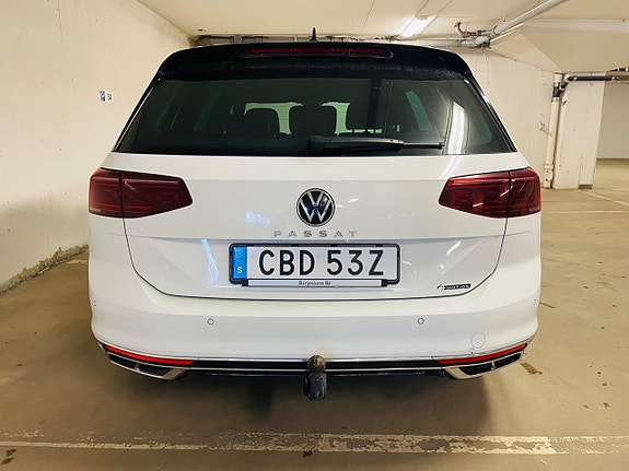 Volkswagen Passat 4 of 20