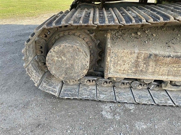 Hyundai Robex 300 LC-9 A 3 of 6