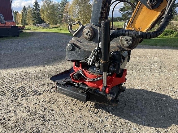 Hyundai Robex 300 LC-9 A 6 of 6