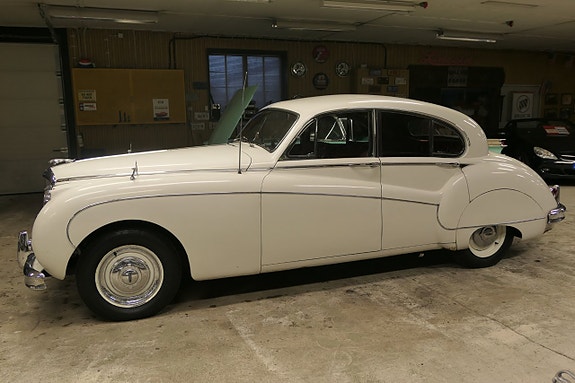 Jaguar Mark IX 11 of 22