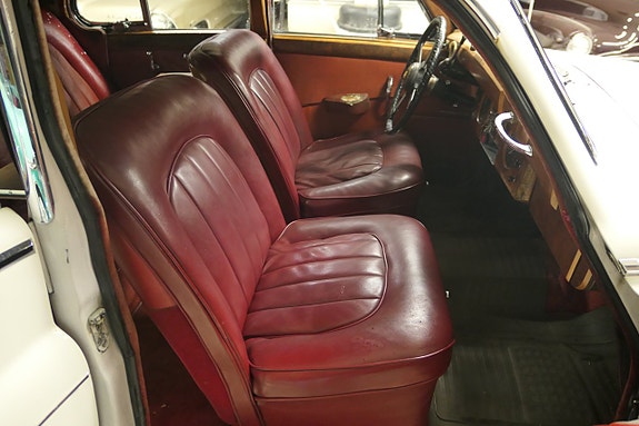 Jaguar Mark IX 17 of 22