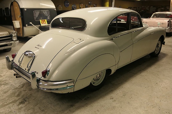 Jaguar Mark IX 9 of 22