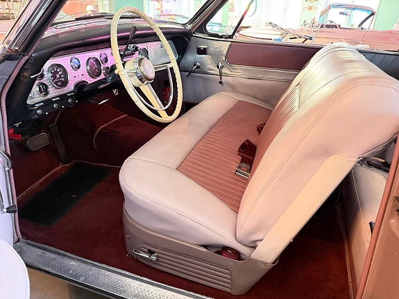 Studebaker Golden Hawk 11 of 27