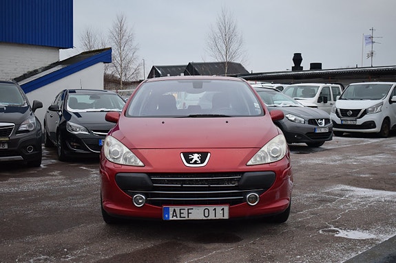 Peugeot 307 2 of 11