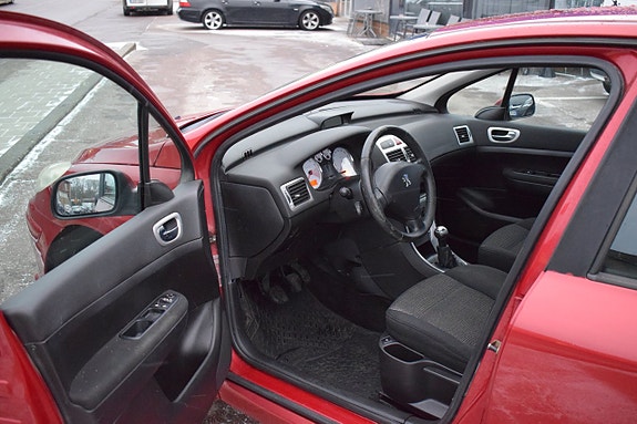 Peugeot 307 9 of 11