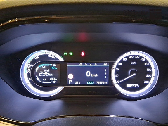 Kia Niro 10 of 14