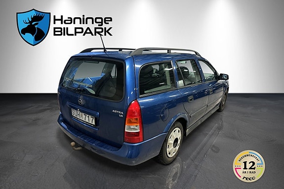 Opel Astra 4 of 5