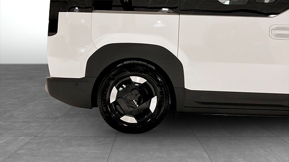 Kia PV5 9 of 9
