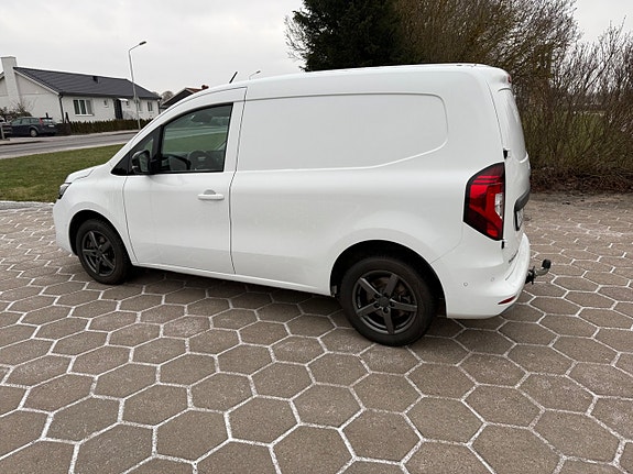 Nissan Townstar 8 of 14