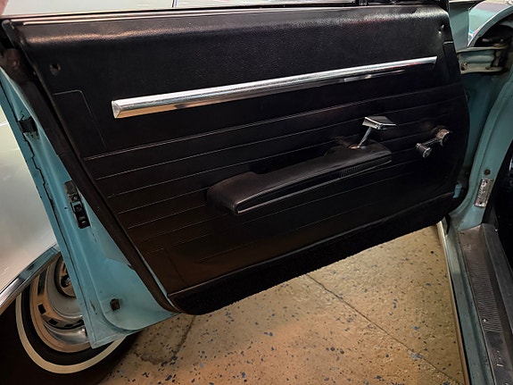 Chrysler Newport 12 of 26
