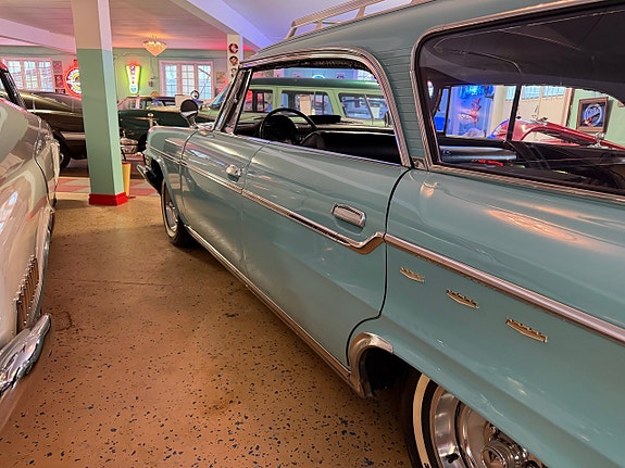 Chrysler Newport 11 of 26