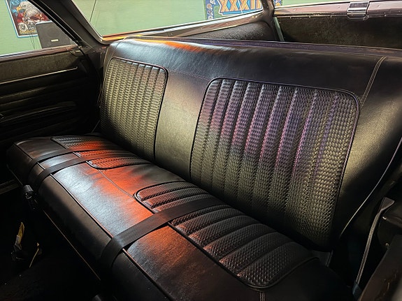 Chrysler Newport 16 of 26