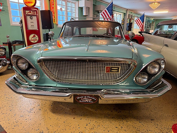 Chrysler Newport 3 of 5